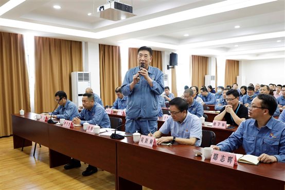 PlayAceÖ±ÓªµÚÒ»Æ·ÅÆÌìÉúÓ®¼ÒÒ»ÆðÙÉÐÐ