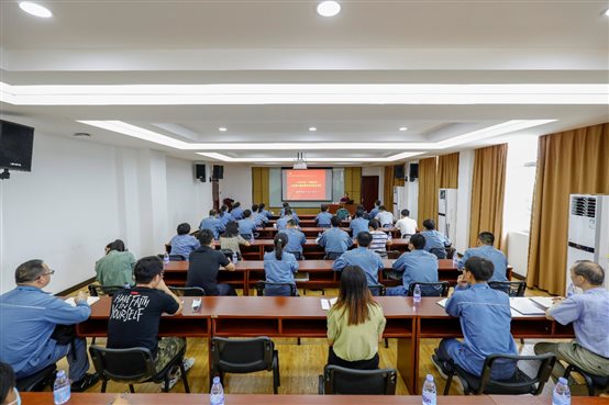 PlayAce直营第一品牌天生赢家一起偕行