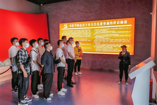 PlayAceÖ±ÓªµÚÒ»Æ·ÅÆÌìÉúÓ®¼ÒÒ»ÆðÙÉÐÐ