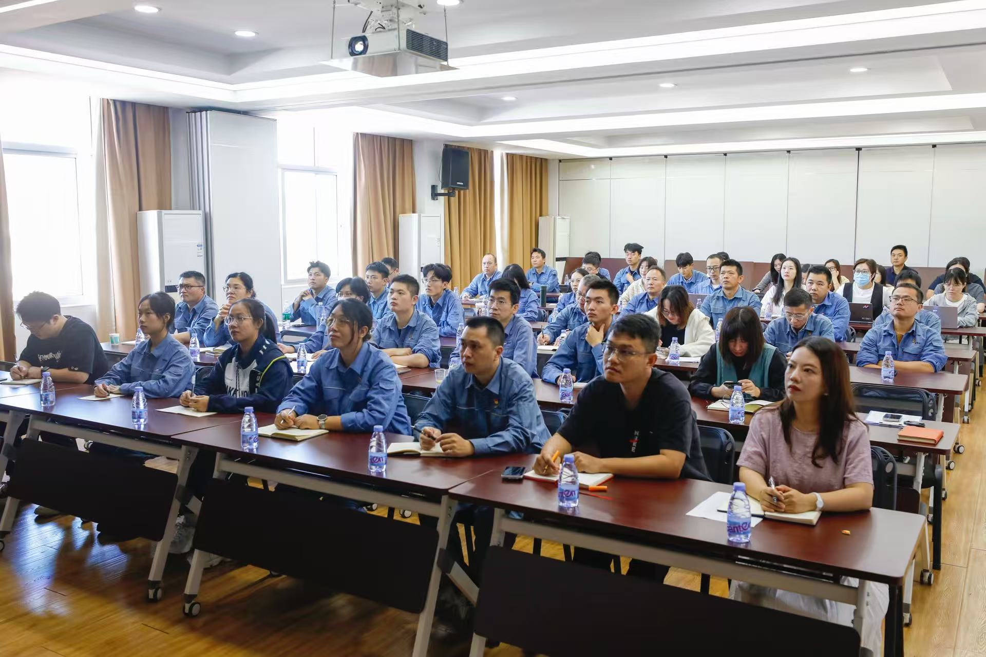 PlayAceֱӪ��һƷ������Ӯ��һ������