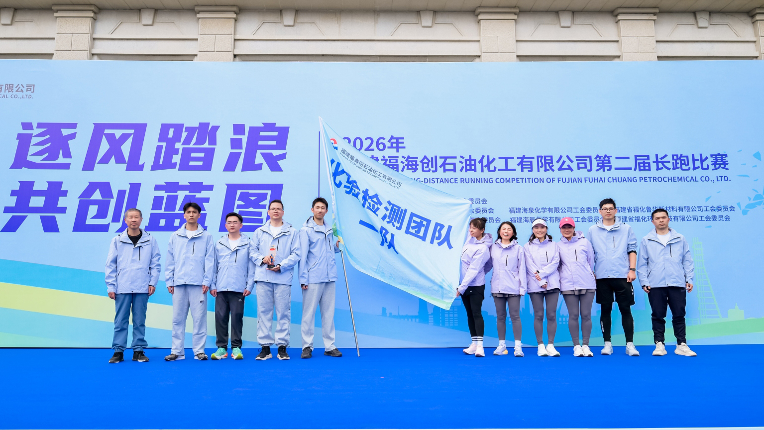 PlayAceÖ±ÓªµÚÒ»Æ·ÅÆÌìÉúÓ®¼ÒÒ»ÆðÙÉÐÐ